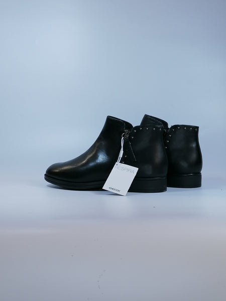 GEOX - STIVALETTO IN PELLE NERA CON BORCHIETTE E ZIP INTERNA D16QAA