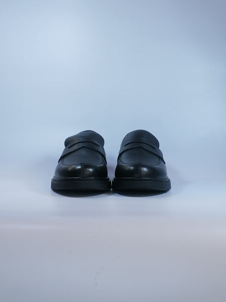 GEOX - MOCASSINO IN PELLE NERA MORBIDA COLLEGE CON SUOLA SPHERICA PER UOMO U36D1A