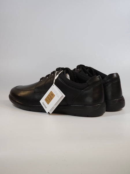 GEOX - SCARPA CLASSICA IN PELLE NERA MORBIDA CON LACCI PER UOMO U363QA