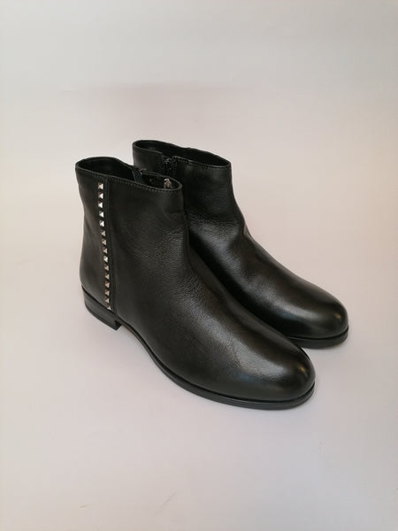 dalzoppo.it - STIVALETTO DONNA IN PELLE NERO CON BORCHIETTE BETTY110