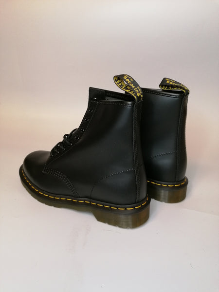 DR. MARTENS - STIVALETTO 1460 UNISEX SMOOTH NERO 8 FORI 11822006
