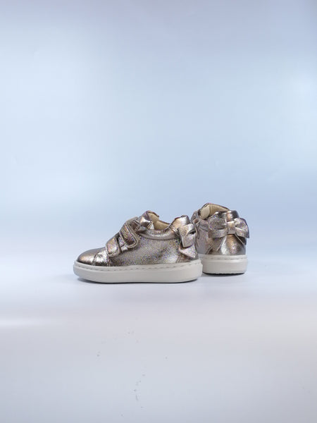 NERO GIARDINI - SCARPA SNEAKERS PER BAMBINA DORATA CON FIOCCO E STRAPPI I322536