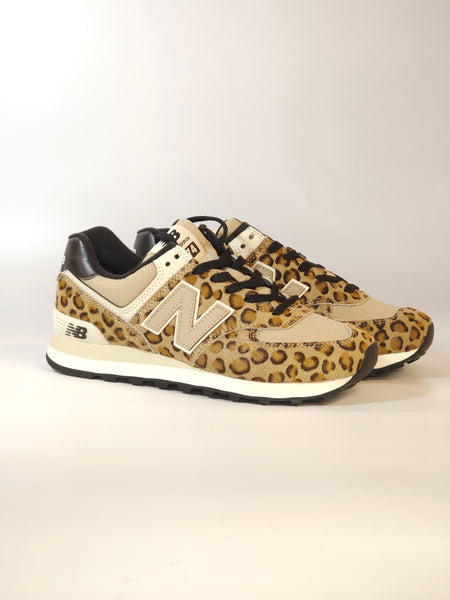 NEW BALANCE - SCARPA DA GINNASTICA 574 MACULATA EFFETTO ANIMALIER PER DONNA PN