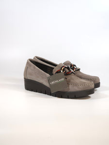 GRÜNLAND - MOCASSINO DONNA IN PELLE MORBIDA SCAMOSCIATA TAUPE CON MORSETTO SC4362