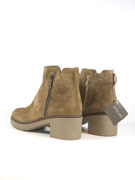 GRUNLAND - STIVALETTO IN PELLE SCAMOSCIATA TAUPE CON TACCO E ZIP INTERNA PER DONNA PO1859