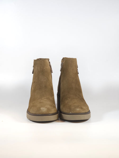 GRUNLAND - STIVALETTO IN PELLE SCAMOSCIATA TAUPE CON TACCO E ZIP INTERNA PER DONNA PO1859