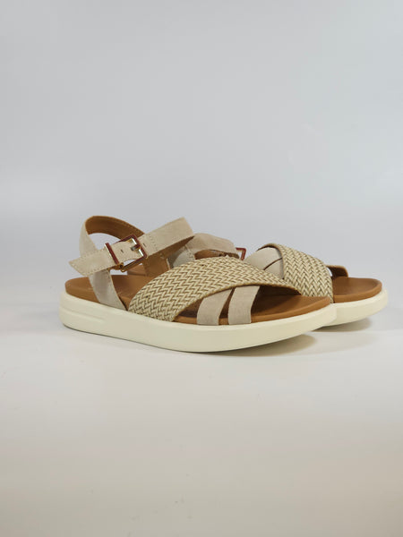 GEOX - SANDALO INCROCIATO BEIGE E CORDA CON ZEPPA DI 3 CM PER DONNA D55PAB