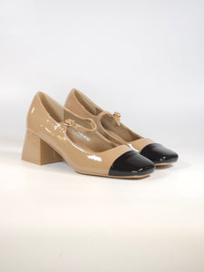 dalzoppo.it - SCARPA CON CINTURINO E PUNTA QUADRATA IN VERNICE BEIGE E NERA CON TACCO 5 CM PER DONNA A9-12