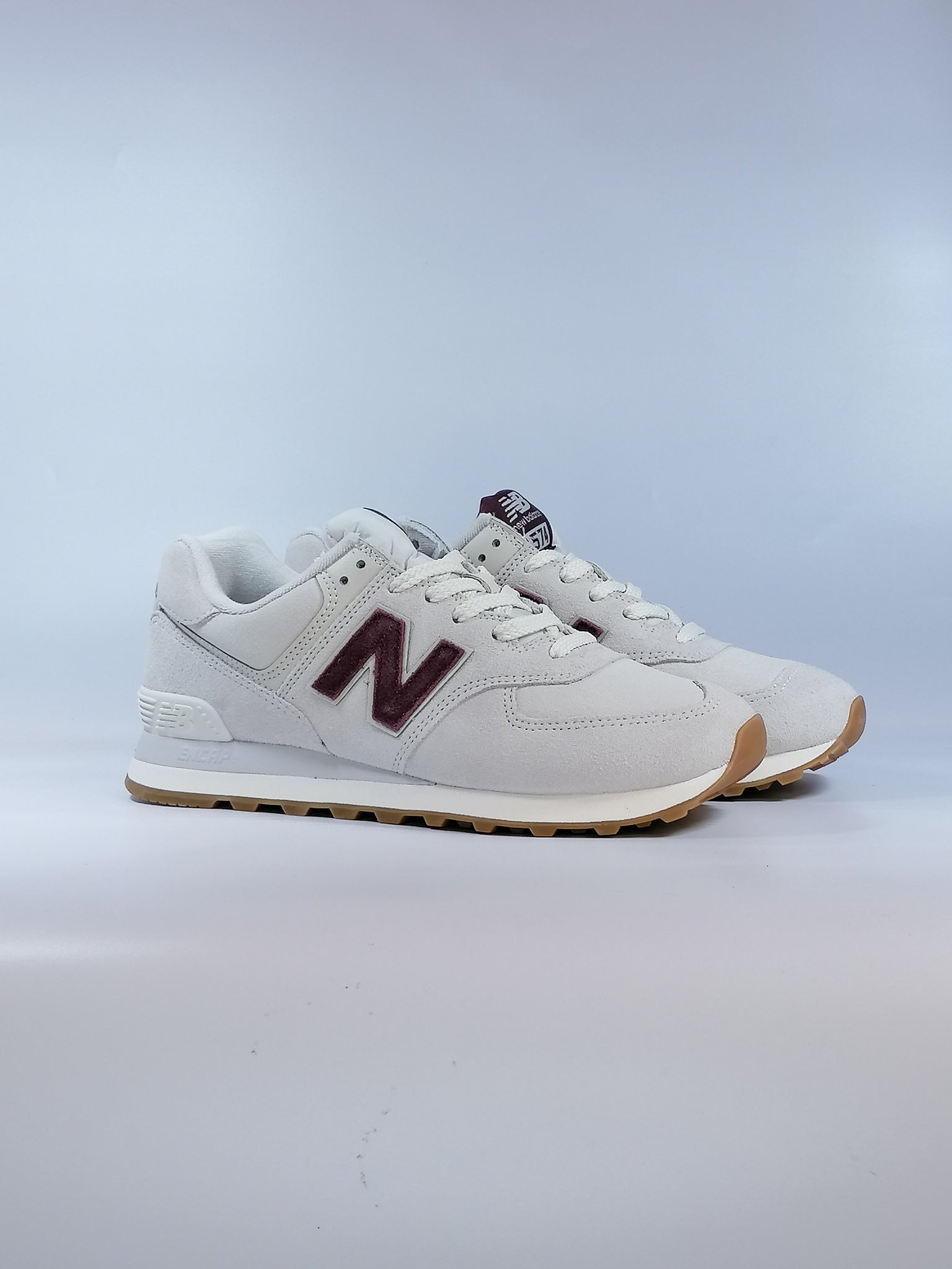 NEW BALANCE - SCARPA DA GINNASTICA 574 UOMO BIANCA GHIACCIO E BORDEAUX NOW