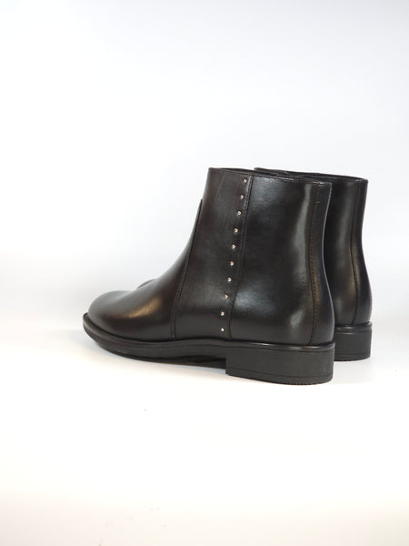 GEOX - STIVALETTO IN PELLE NERA CON BORCHIETTE LATERALI E ZIP INTERNA D56QAC