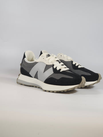 NEW BALANCE - SCARPA DA GINNASTICA 327 NERA E GRIGIA LNB PER DONNA