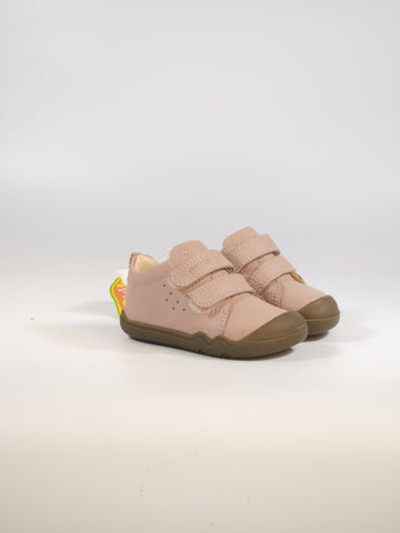 GEOX - SCARPA DA GINNASTICA PER BAMBINA PRIMI PASSI ROSA CON STRAPPI B4663A