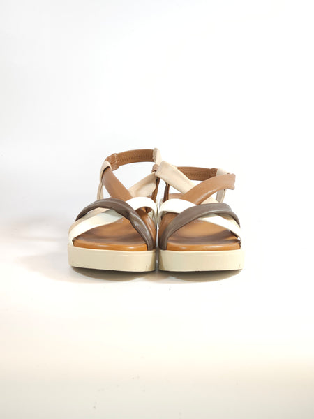 KAMMI - SANDALO MARRONE, BEIGE E BIANCO IN PELLE MORBIDA TUBOLARE CON ZEPPA DI 5 CM PER DONNA MC902