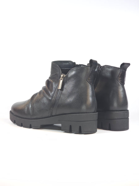 KAMMI - STIVALETTO IN PELLE NERA MORBIDA CON ZIP INTERNA PER DONNA FLEX03K