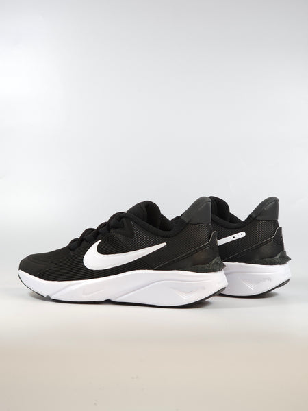 NIKE - SCARPA DA GINNASTICA UNISEX NERA E BIANCA CON LACCI STAR RUNNER 4 NN