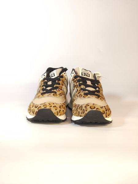 NEW BALANCE - SCARPA DA GINNASTICA 574 MACULATA EFFETTO ANIMALIER PER DONNA PN