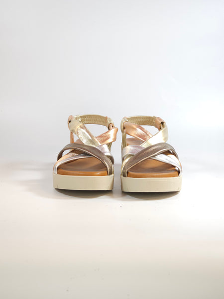 KAMMI - SANDALO LAMINATO ORO, ARGENTO E ROSA IN PELLE MORBIDA TUBOLARE CON ZEPPA DI 5 CM PER DONNA MC902