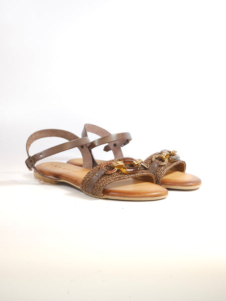 KAMMI - SANDALO DONNA IN PELLE MARRONE CON DETTAGLIO DORATO E SOTTOPIEDE IMBOTTITO 1162