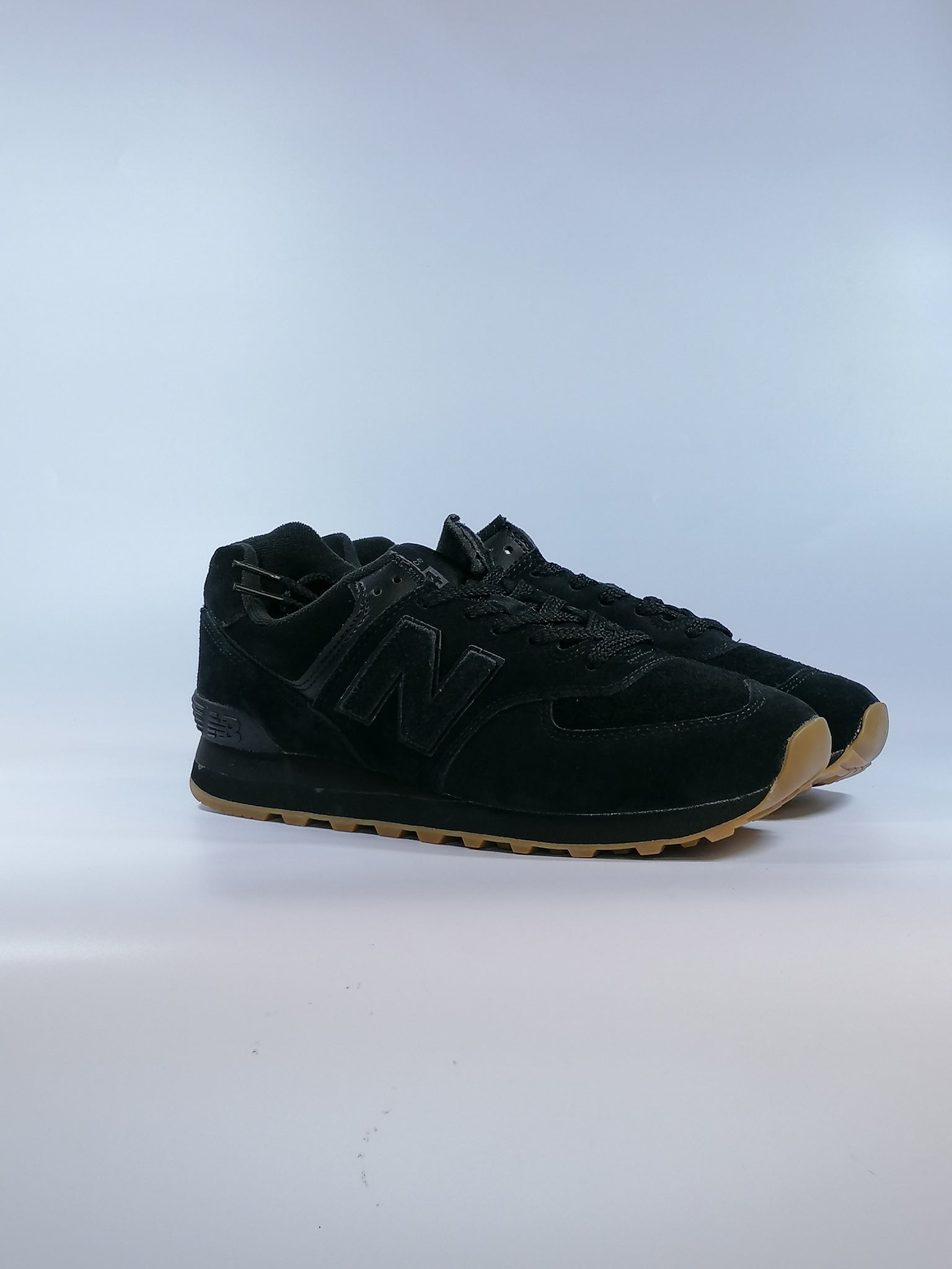 NEW BALANCE - SCARPA DA GINNASTICA 574 UOMO TUTTA NERA NBB