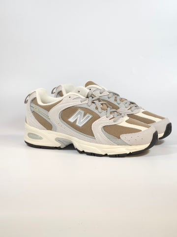 NEW BALANCE - SCARPA DA GINNASTICA 530 UNISEX MODA BIANCA LILLA BEIGE E AZZURRA CN