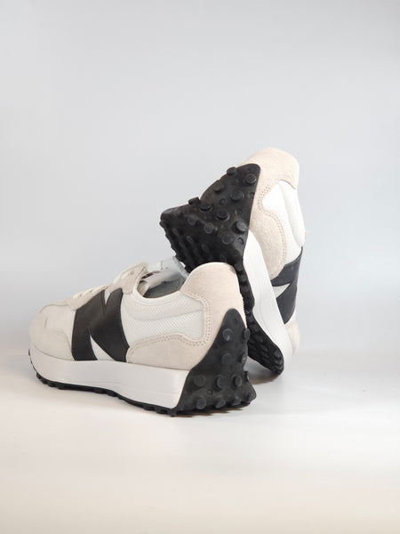 NEW BALANCE - SCARPA DA GINNASTICA 327 BIANCA E NERA UNISEX CWB