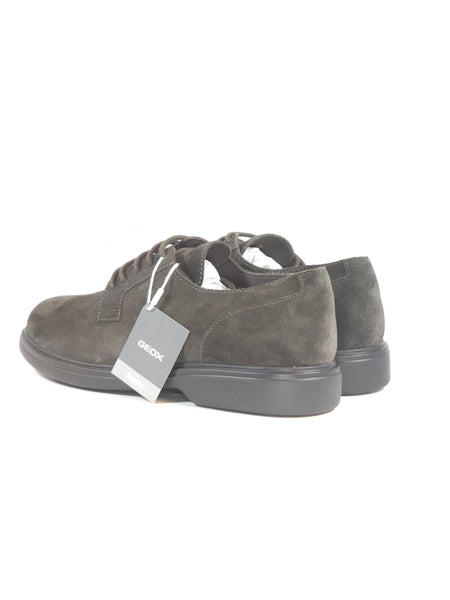 GEOX - SCARPA ALLACCIATA IN PELLE MORBIDA SCAMOSCIATA GRIGIA PER UOMO U16DCD