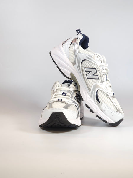 NEW BALANCE - SCARPA DA GINNASTICA 530 UNISEX MODA BIANCA ARGENTO E BLU SG