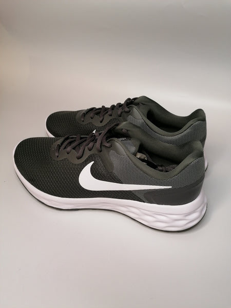 NIKE - SCARPA DA GINNASTICA UOMO REVOLUTION 6 ANTRACITE E GRIGIA