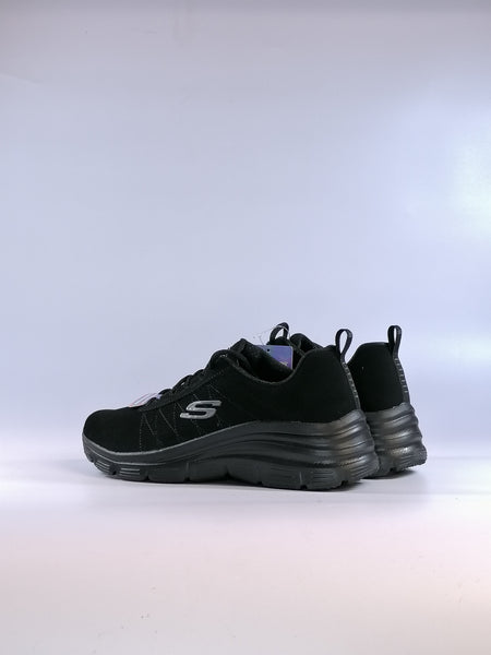 SKECHERS - SCARPA DA GINNASTICA NERA SCAMOSCIATA 88888366