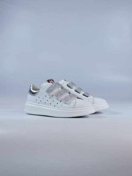 NERO GIARDINI - SCARPA SNEAKERS BAMBINA IN PELLE BIANCA CON STRAPPI IN GLITTER ARGENTATI E222144 E227144 E232231