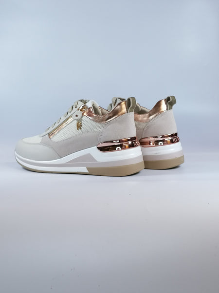 KEYS - SCARPA SNEAKERS BEIGE E LAMINATA ROSA CON ZEPPA E CERNIERE PER DONNA K7622