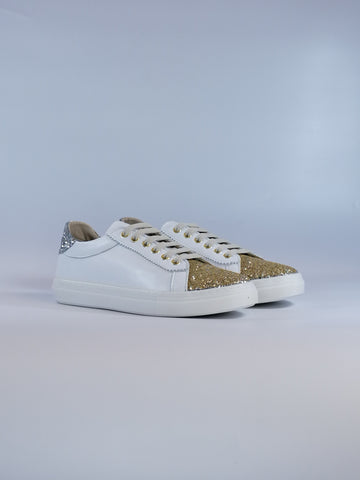 dalzoppo.it - SCARPA SNEAKERS IN PELLE BIANCA CON GLITTER ORO E ARGENTO CON SOTTOPIEDE IMBOTTITO 23172